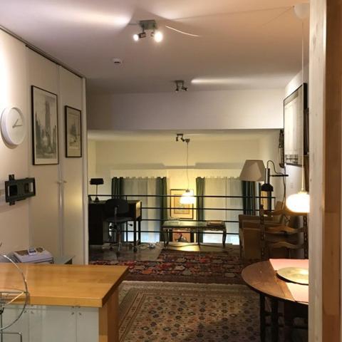Caravaggio Boutique Suites 安特卫普 外观 照片