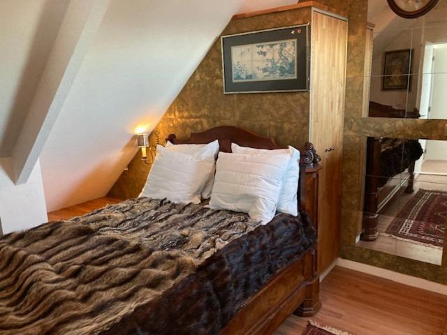 Caravaggio Boutique Suites 安特卫普 外观 照片